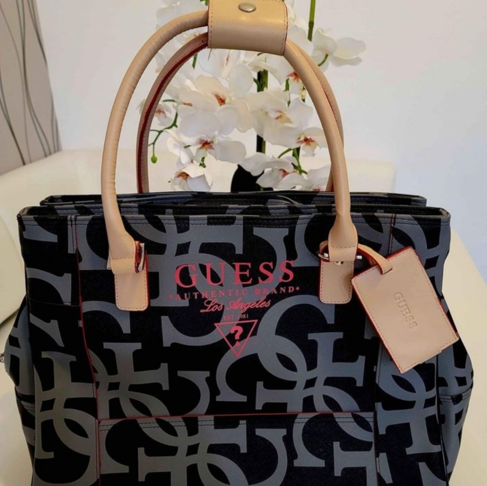 Guess travel bag